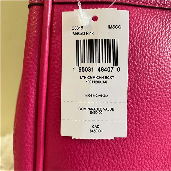 Coach Cammie Chain Bucket Bag👜🌸 - Picture 12 of 12